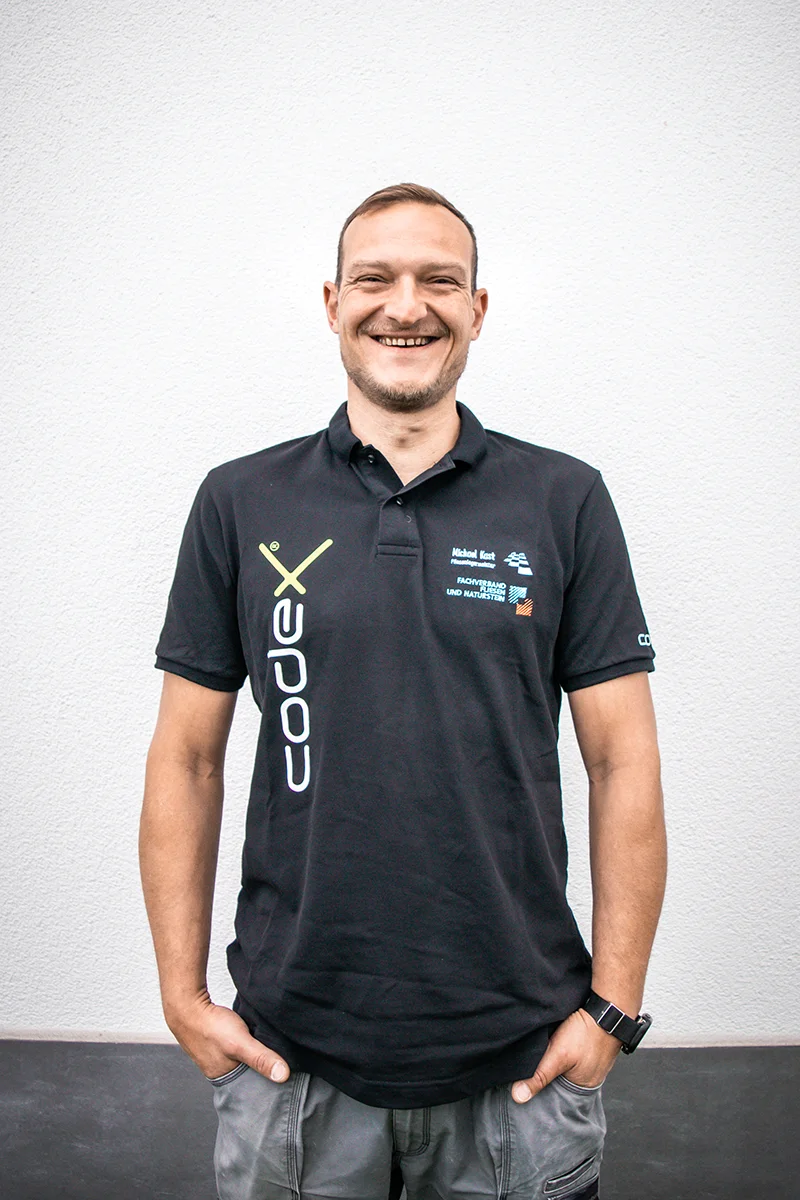 Fliesenlegermeister Michael von Fliesen Kast